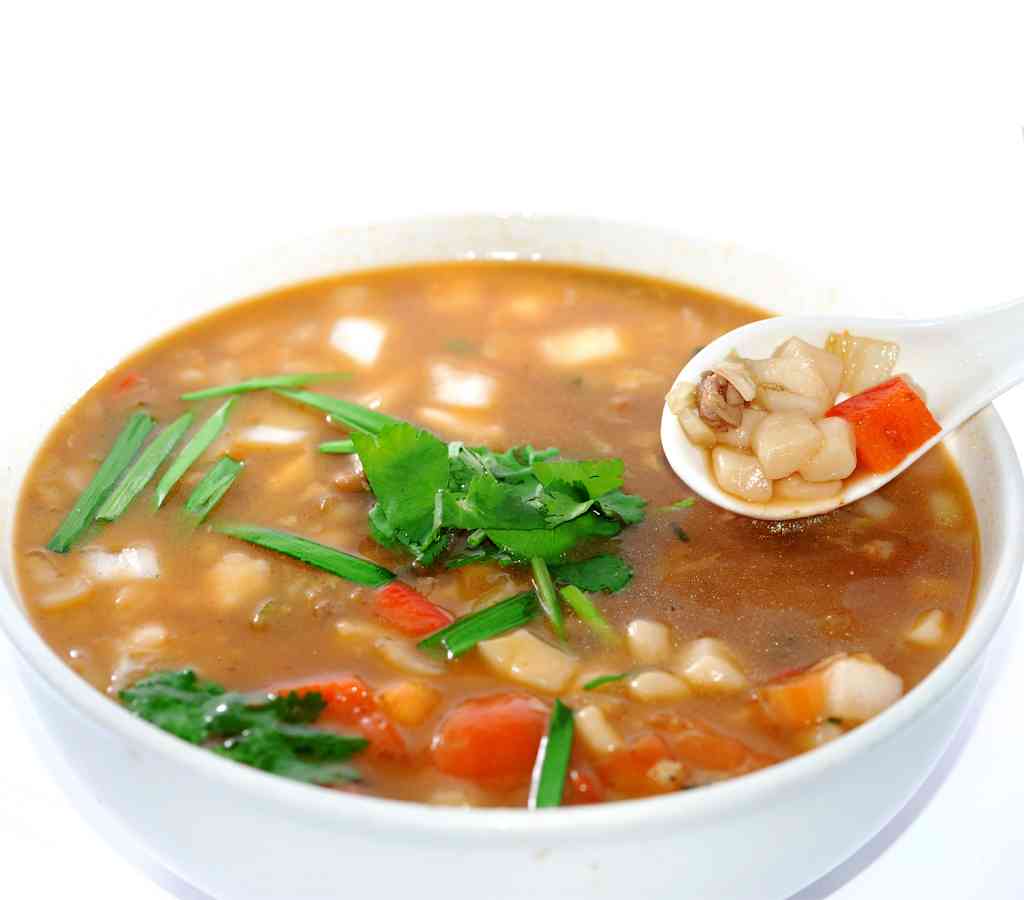 Hot & Sour soup with Chopped Noodle · 酸辣汤丁面