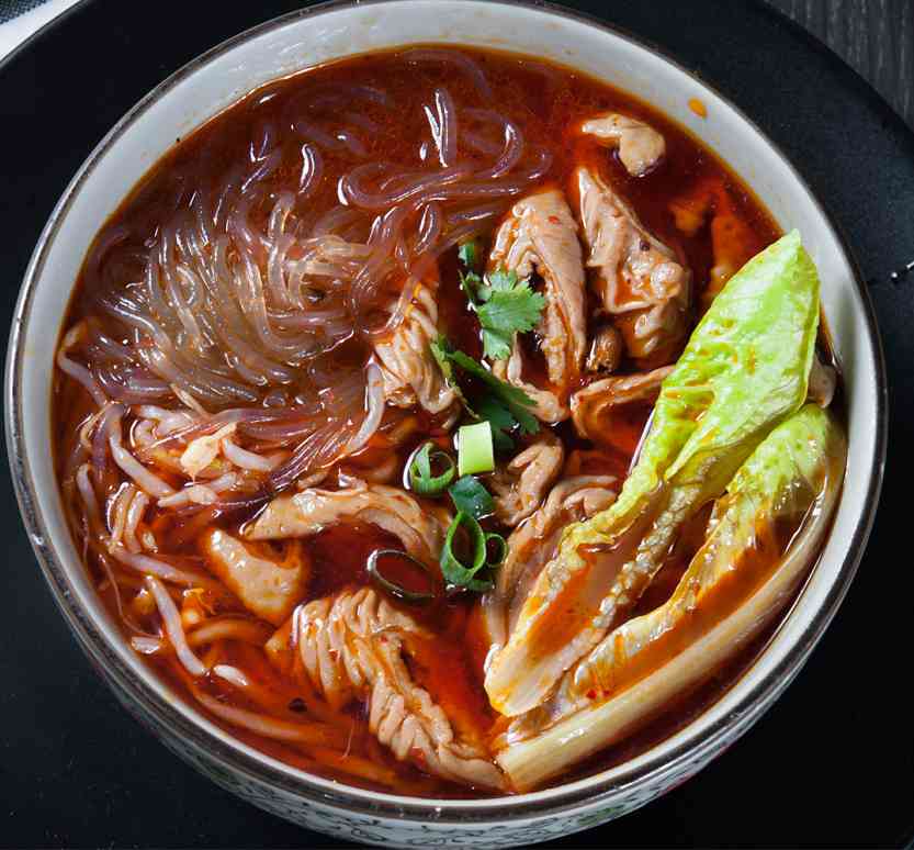 Hot Sour Pork Intestines with Sweet Potato Noodle · 红油肥肠粉