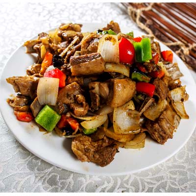 Spicy Lamb Chops with Fried Chilli · 胡辣羊排
