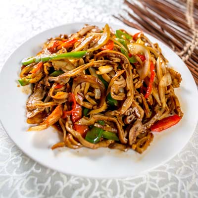 Fried Veg with Shredded Pork maw · 爆炒猪肚丝