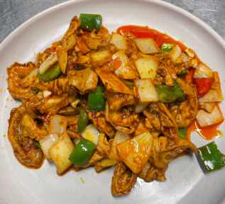 braised pork intestine · 红烧肥肠