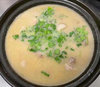 Sour Radish and Old Duck Soup · 酸萝卜老鸭汤