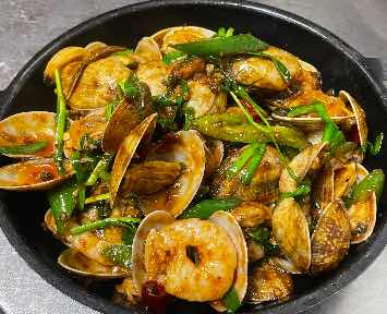 Dry Pot Clams and Shrimp · 干锅花甲虾
