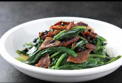 Sautéed Leaf Lettuce with Salted Dace & Black Beans · 豆豉鲮鱼油麦菜